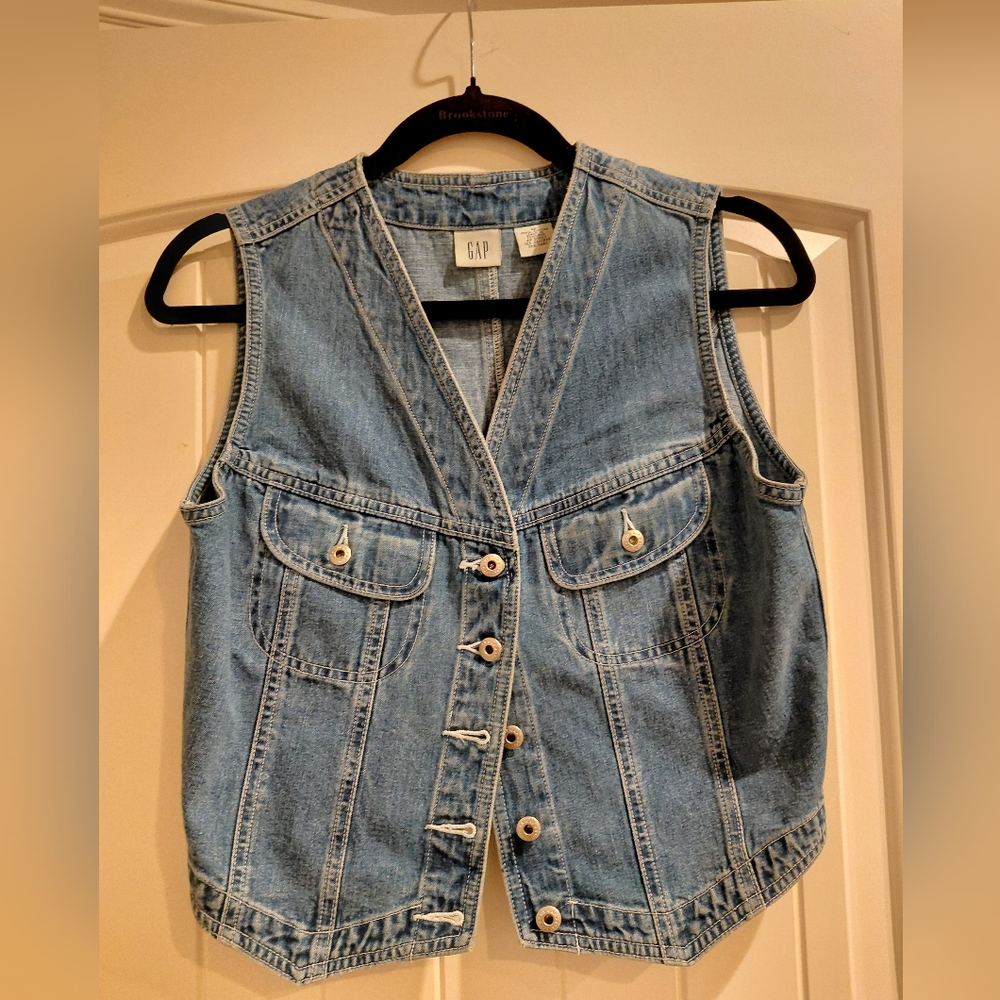 Vintage Gap denim vest Size Medium